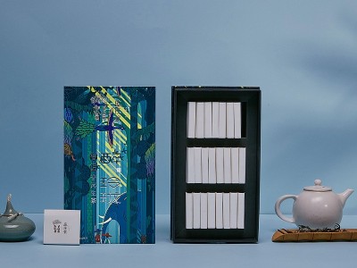 濟(jì)南茶葉禮盒定制廠家是如何搭配內(nèi)托的？